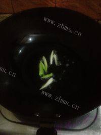 家常菜金针菇培根卷做法图解8)