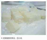 美味的脆皮炸鲜奶做法图解4)