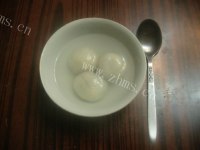 美味的黑芝麻汤圆