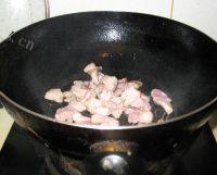 「DIY美食」肉炒蒜苔做法图解5)