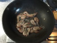好吃的海鲜墨鱼意面做法图解3)