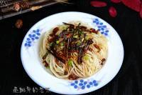 诱人的葱油面