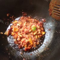 家常菜酱爆茄子做法图解7)
