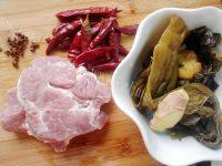 家常菜香辣酸菜肉片做法图解1)