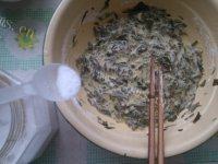 自己做的香椿芽鸡蛋饼做法图解7)