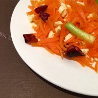 胡萝卜炒鸡蛋做法图解13)