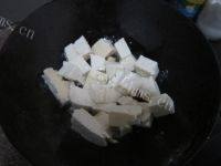 美味的蒜苗豆腐做法图解4)