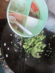 绿色食物蒜香生菜