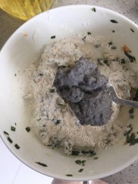 美味的豆渣饼做法图解2)