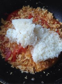 可口的西红柿蛋炒饭做法图解7)