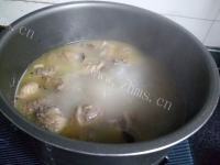 营养丰富的香菇炖鸡汤做法图解6)