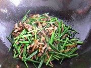 家常菜韭菜花炒鳝丝