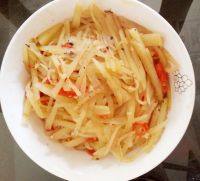 香脆的炝炒土豆丝