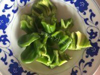家常菜爆炒肥肠做法图解2)