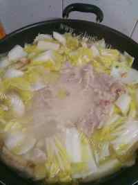 美味的瘦肉豆腐汤做法图解8)