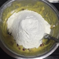 诱人的蔓越莓饼干做法图解5)