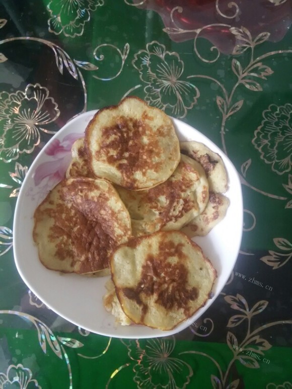 美味营养的香蕉饼