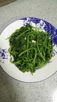 家常菜蒜蓉红薯叶