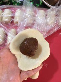 自制枣泥菊花酥做法图解10)