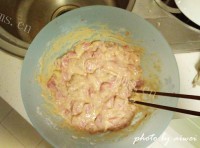 诱人的小酥肉蒸碗做法图解6)