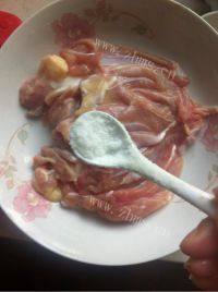 美味的照烧鸡腿做法图解4)