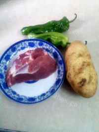 家常菜土豆肉丝做法图解1)