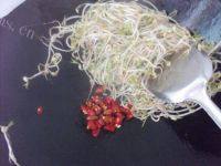 家常菜炒绿豆芽做法图解6)