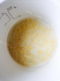 美味的青菜鳕鱼粥做法图解3)