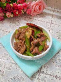 清爽的西芹炒肉