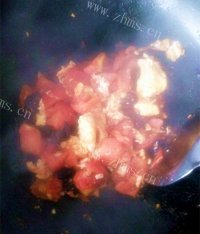 美味的西红柿木耳鸡蛋做法图解5)