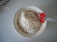 好吃的燕麦椰蓉粗粮饼做法图解5)