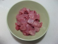 美味的猪肉白菜包子做法图解3)