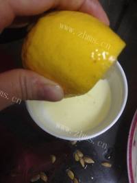 自制草莓果酱做法图解4)