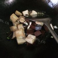 辣炒红白豆腐的做法图解三
