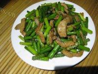 妈妈教我做蒜苔炒肉丝