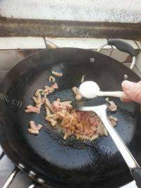 家常菜娃娃菜炒肉做法图解5)