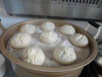 妙不可言的韭菜猪肉包子做法图解12)