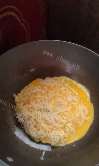 自制鸡蛋面饼做法图解9)