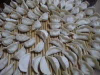 美味的莲藕猪肉饺子做法图解9)