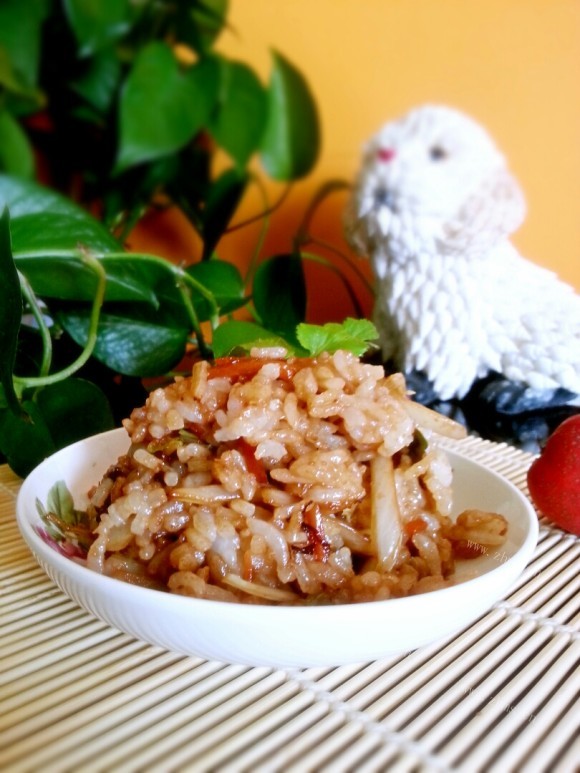 回味无穷的酱油炒饭