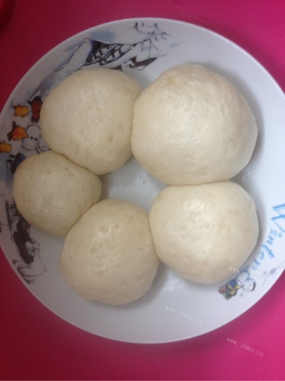咸甜适中的韭菜鸡蛋包子