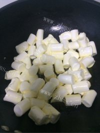 回味无穷的牛轧糖做法图解2)