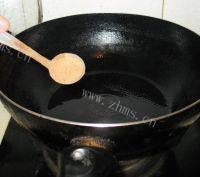 「DIY美食」肉炒蒜苔做法图解4)