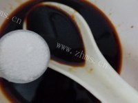 美味的蒜蓉金针菇做法图解3)