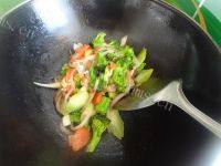 家常菜茄汁西兰花做法图解6)