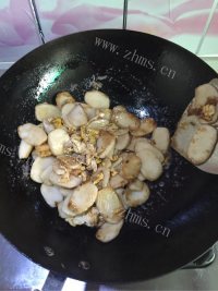 自制肉丝炒年糕做法图解4)