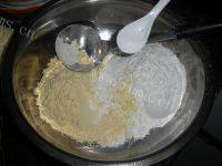 自己做的玉米面煎饼做法图解4)