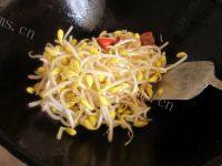 家常菜黄豆芽炒肉片做法图解6)