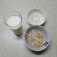 好吃的牛奶燕麦粥做法图解1)