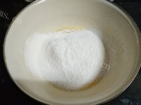 好看又好吃的缤纷杯子蛋糕做法图解3)